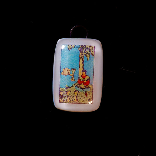 ✨Four of Cups✨ The Sacred Pause