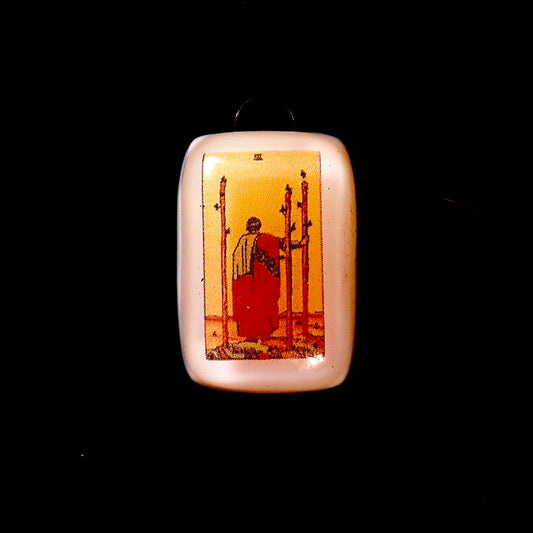 ✨Three of Wands✨ The Global Visionary